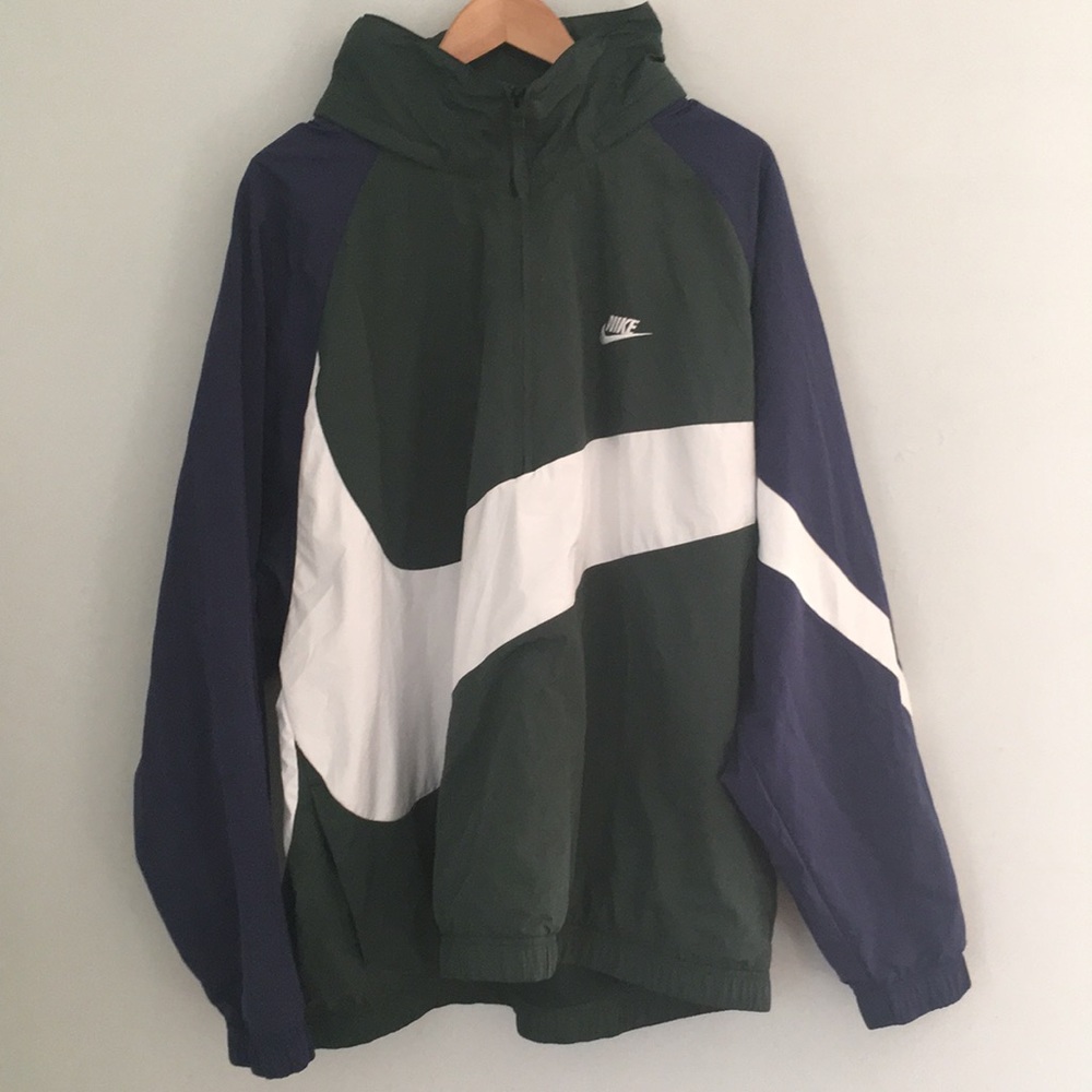 Vintage Nike jacket (PRICE NEGOTIABLE)